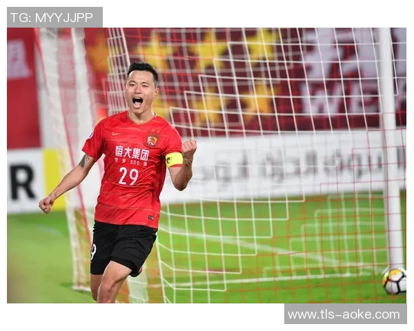 广州恒大足球礼物大揭秘：球迷心中的珍贵收藏与情感寄托